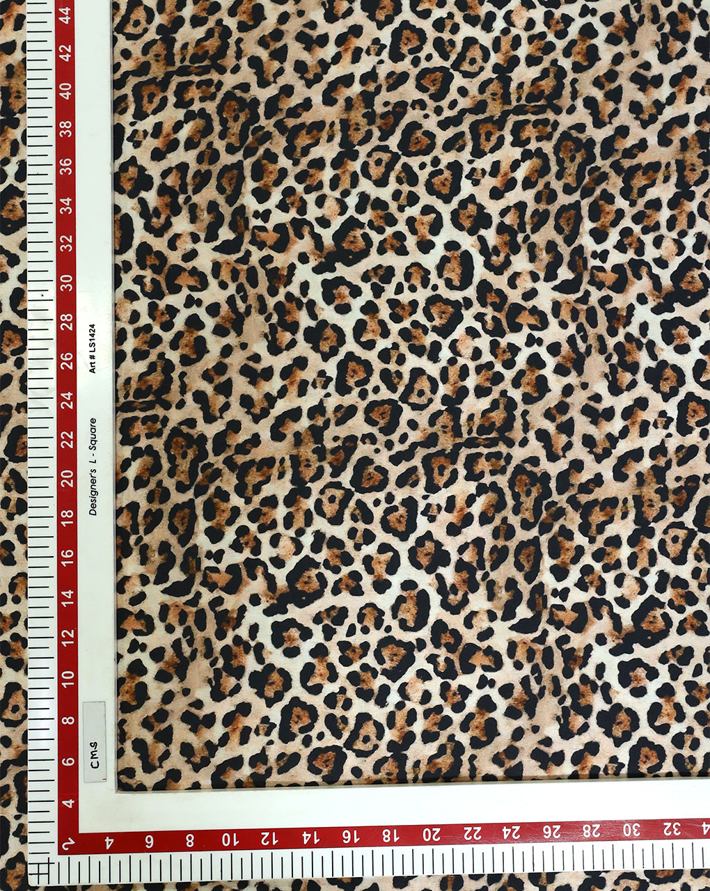 ANIMAL PATTERN POLYESTER SATIN DIGITAL PRINTED FABRIC