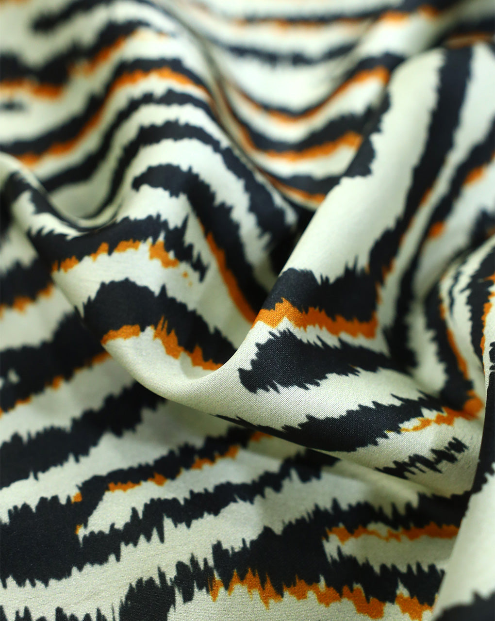 ANIMAL PATTERN POLYESTER SATIN DIGITAL PRINTED FABRIC