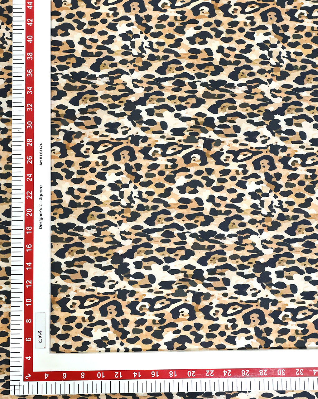 ANIMAL PATTERN POLYESTER CREPE DIGITAL PRINTED FABRIC