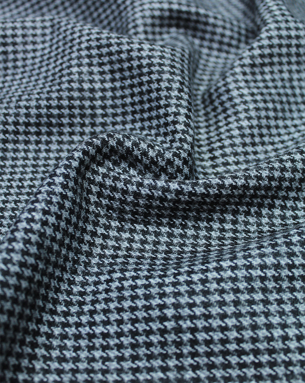 WOOLEN TWEED FABRIC (WIDTH 56 INCHES)