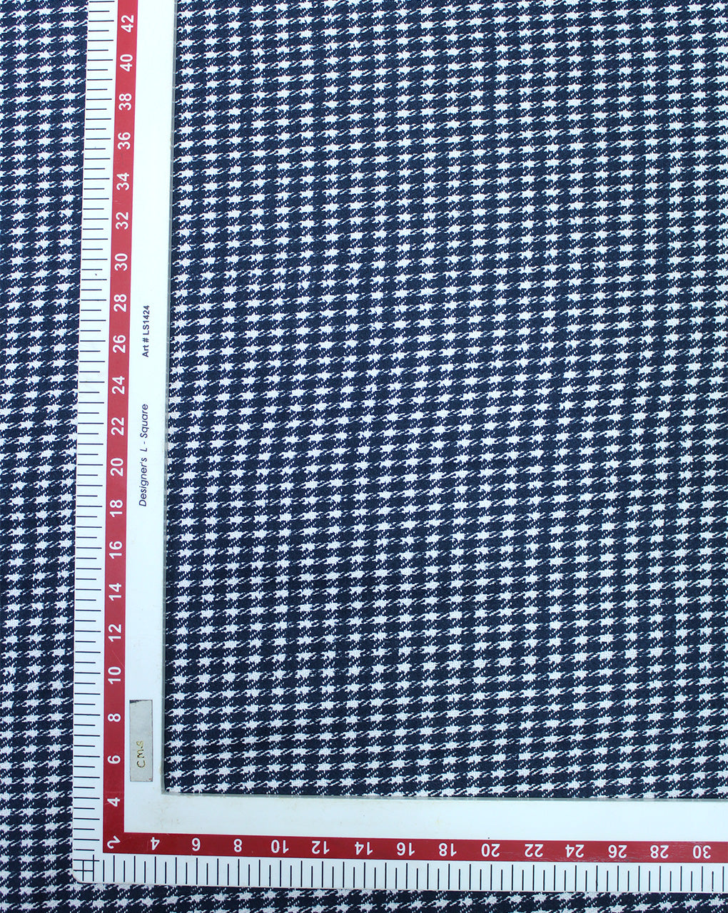 WOOLEN TWEED FABRIC (WIDTH 56 INCHES)