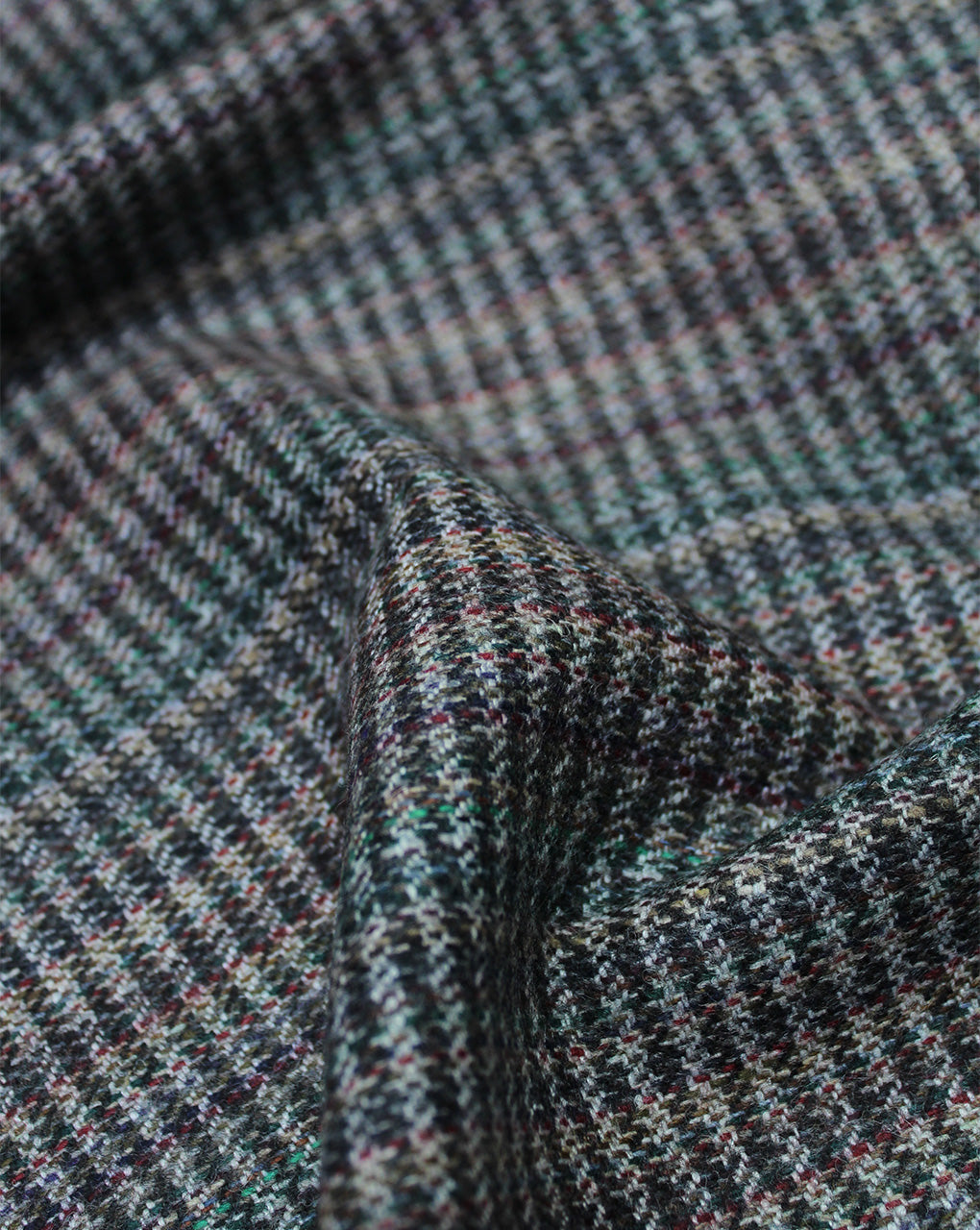WOOLEN TWEED FABRIC (WIDTH 56 INCHES)