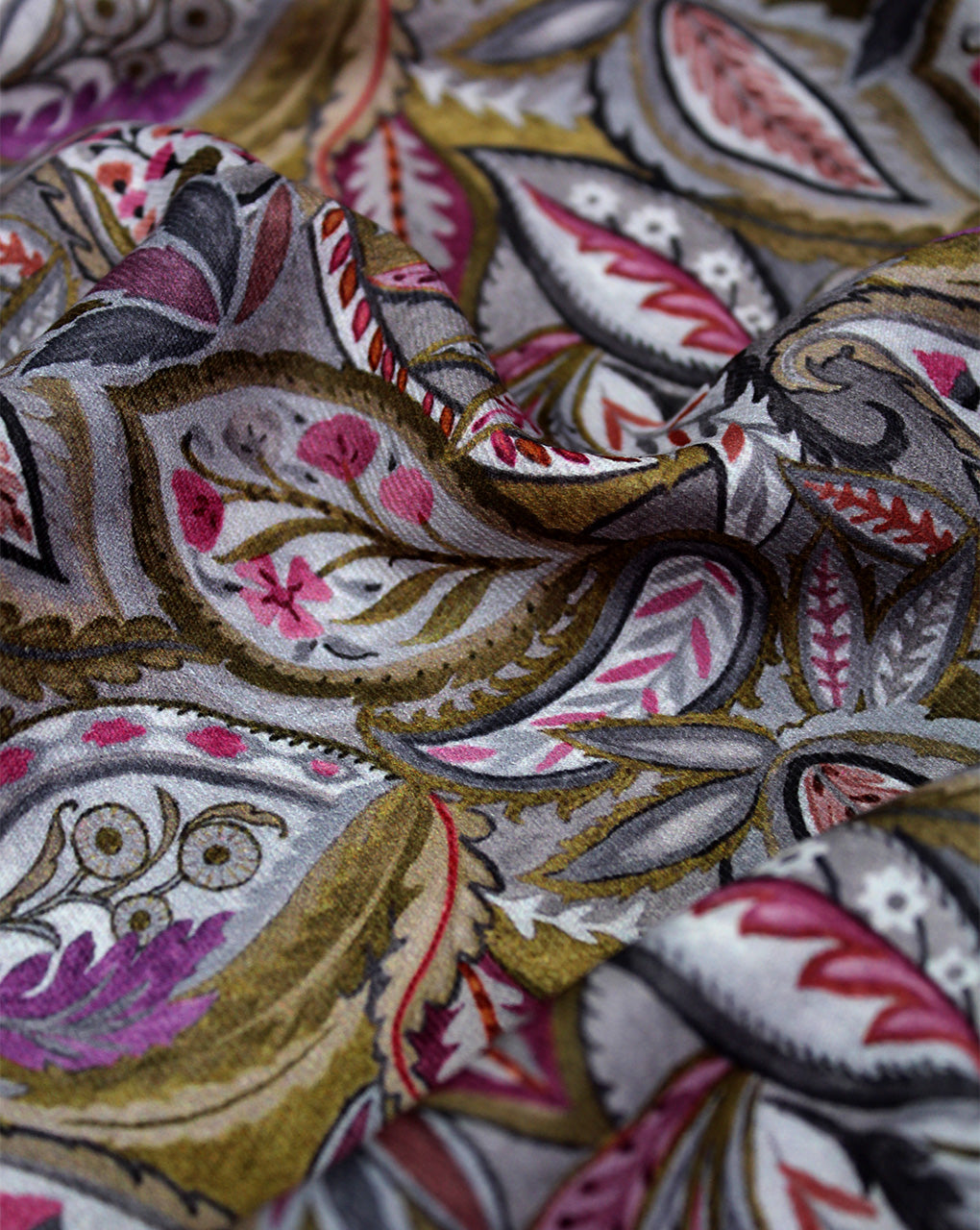 MULTICOLOR PRINTED SPUN FABRIC (WIDTH - 44 INCHES)