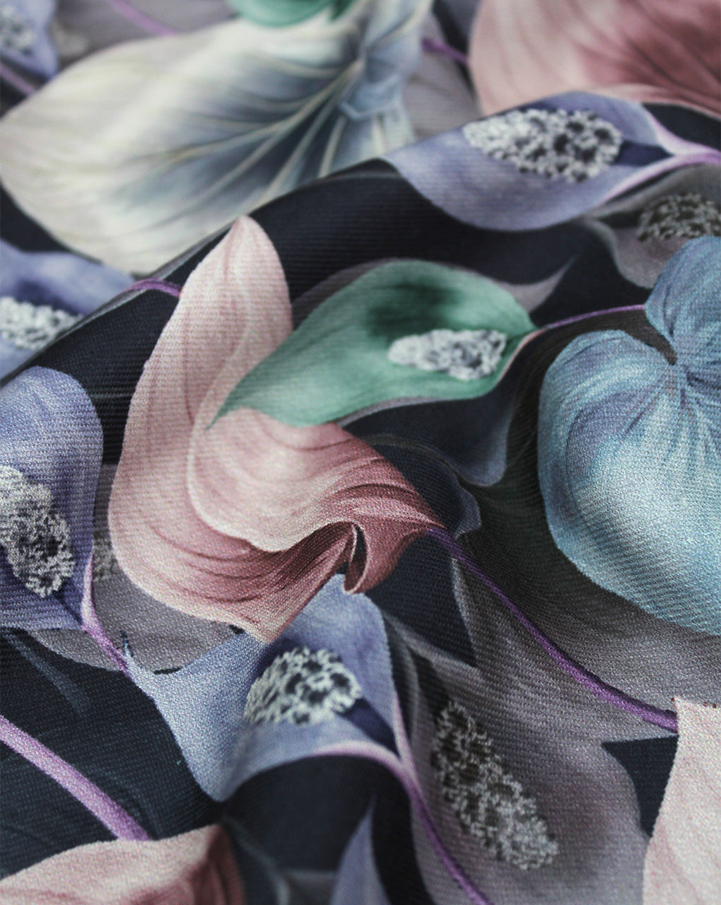 MULTICOLOR PRINTED SPUN FABRIC (WIDTH - 44 INCHES)