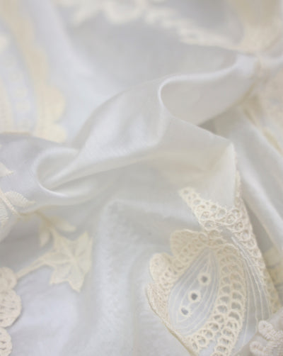 3D EMBROIDERY FABRIC