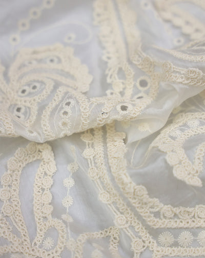 3D EMBROIDERY FABRIC
