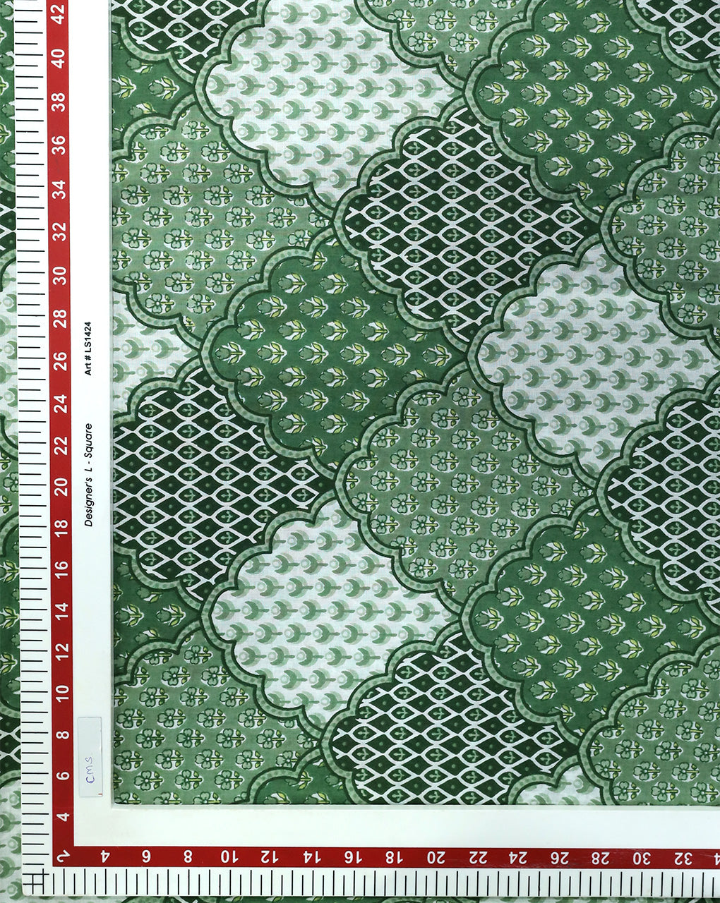 GREEN & MULTICOLOR ABSTRACT DESIGN COTTON PRINTED FABRIC