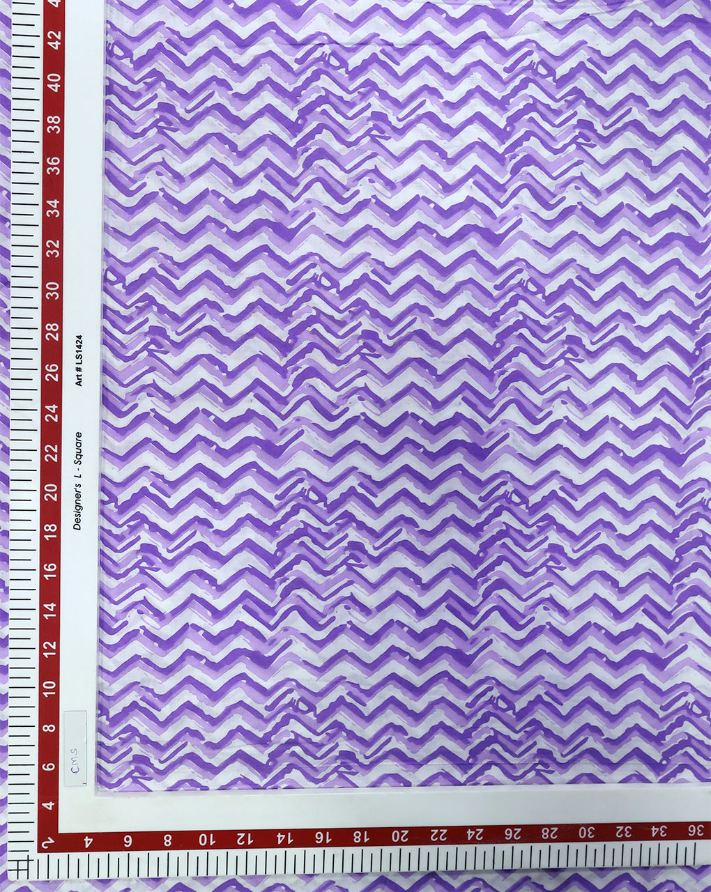 WHITE & PURPLE ABSTRACT DESIGN COTTON PRINTED FABRIC