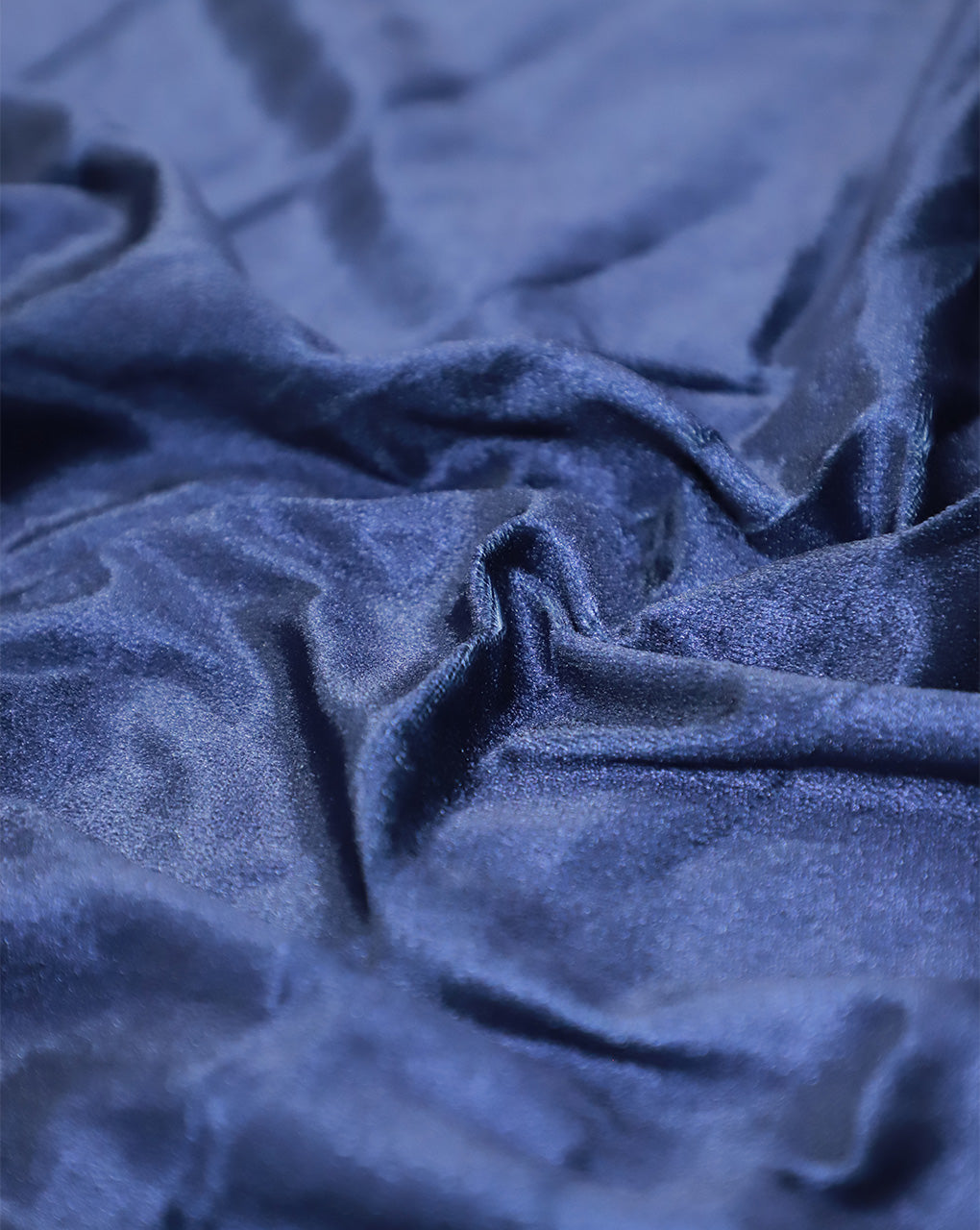 PLAIN POLYESTER VELVET FABRIC