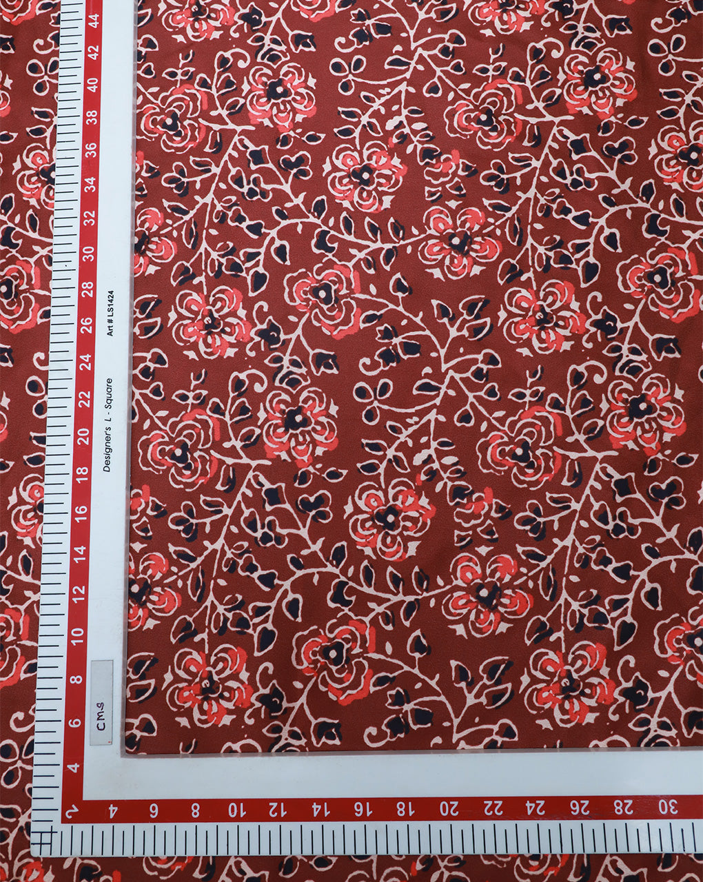 MULTICOLOR KALAMKARI PRINTED FABRIC