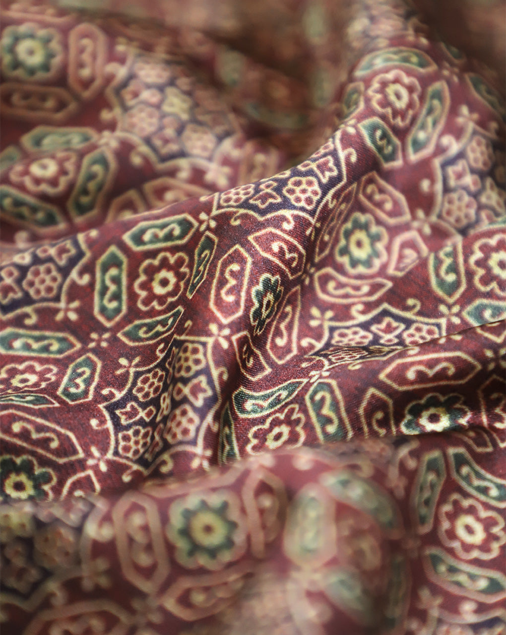 MULTICOLOR KALAMKARI PRINTED FABRIC