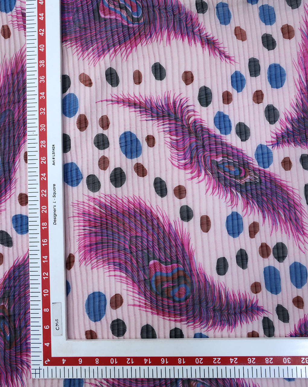 MULTICOLOR POLYESTER PLEATED FABRIC