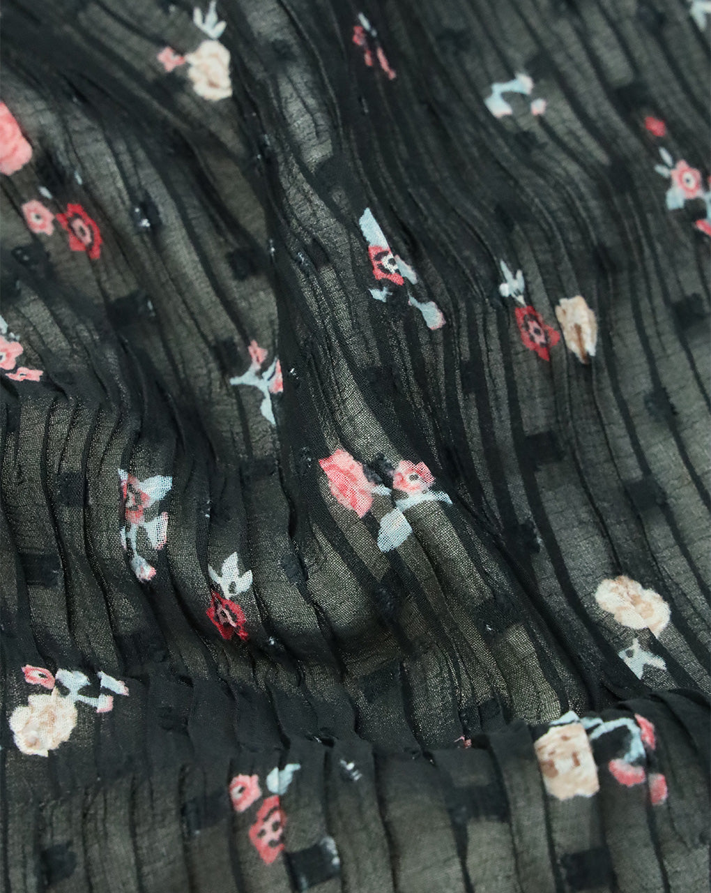 MULTICOLOR SMALL FLOWERS POLYESTER PLEATED FABRIC