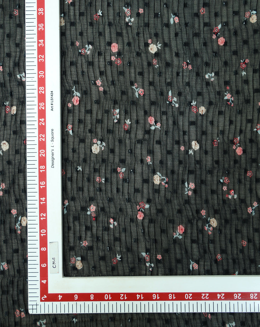 MULTICOLOR SMALL FLOWERS POLYESTER PLEATED FABRIC