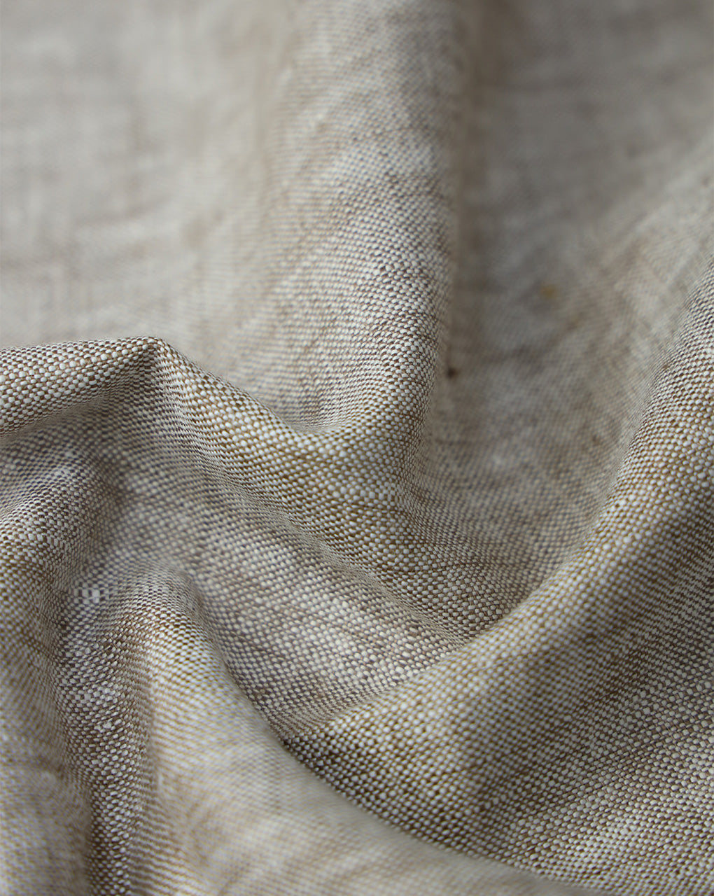 BROWNISH LINEN SUITING FABRIC