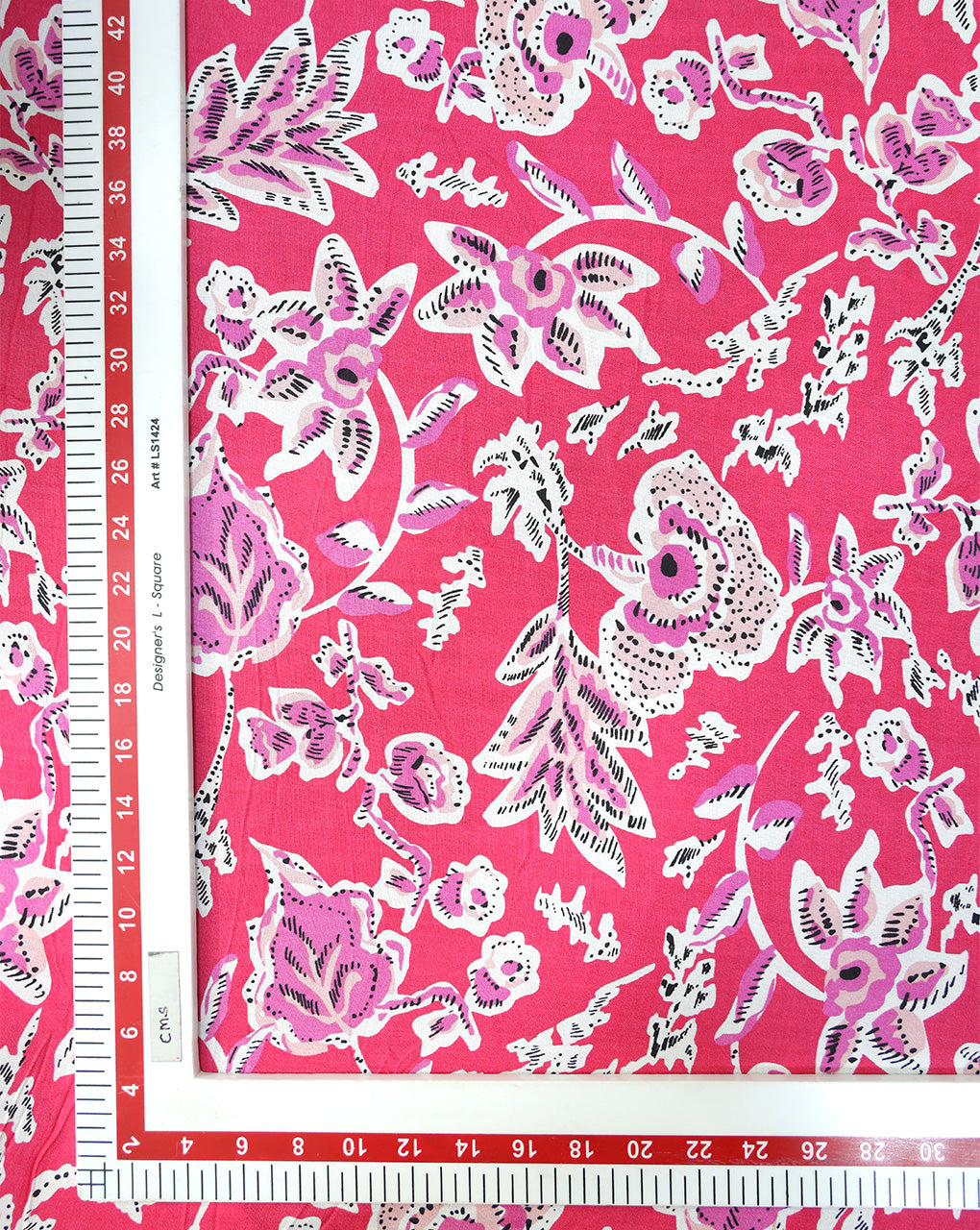 MULTICOLOR FLORAL DESIGN PRINTED RAYON FABRIC