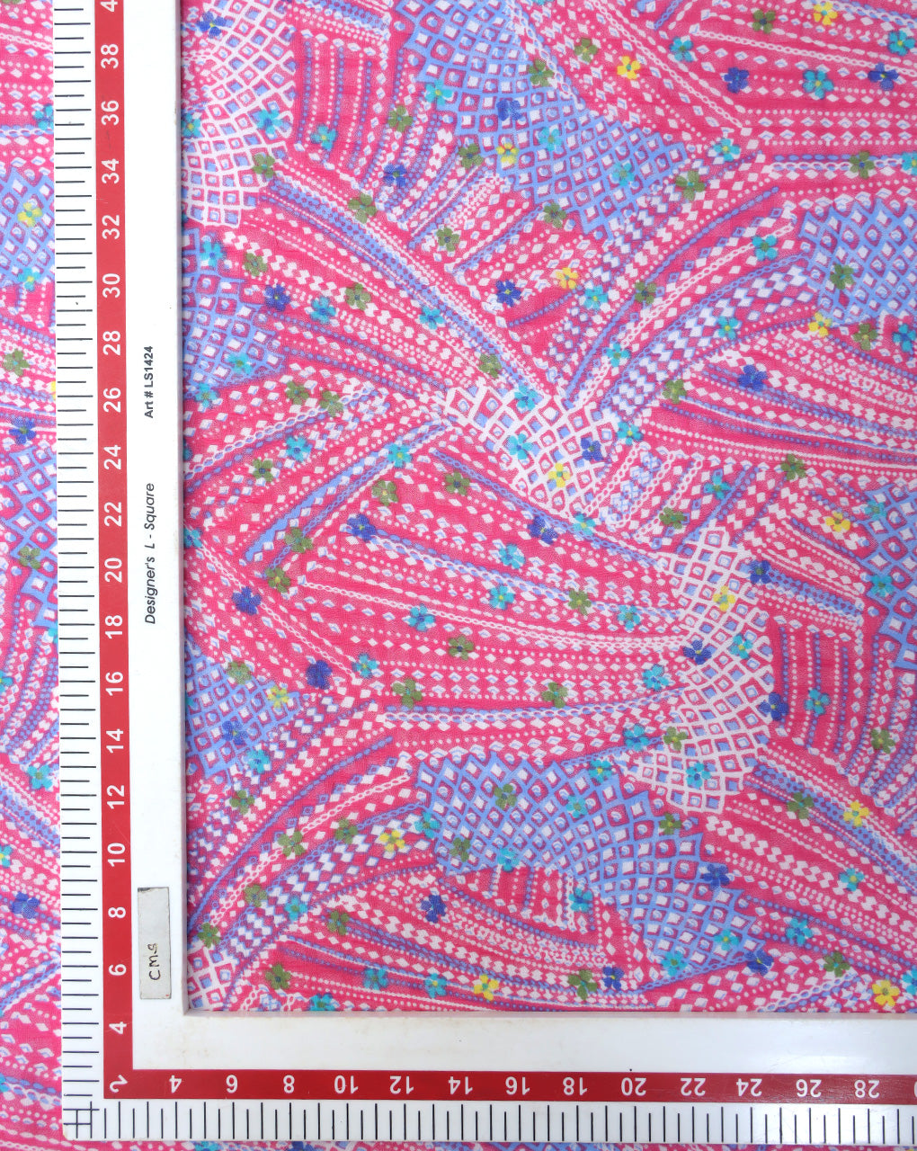 POLYESTER GEORGETTE PRINTED FABRIC (WIDTH-56 INCHES)