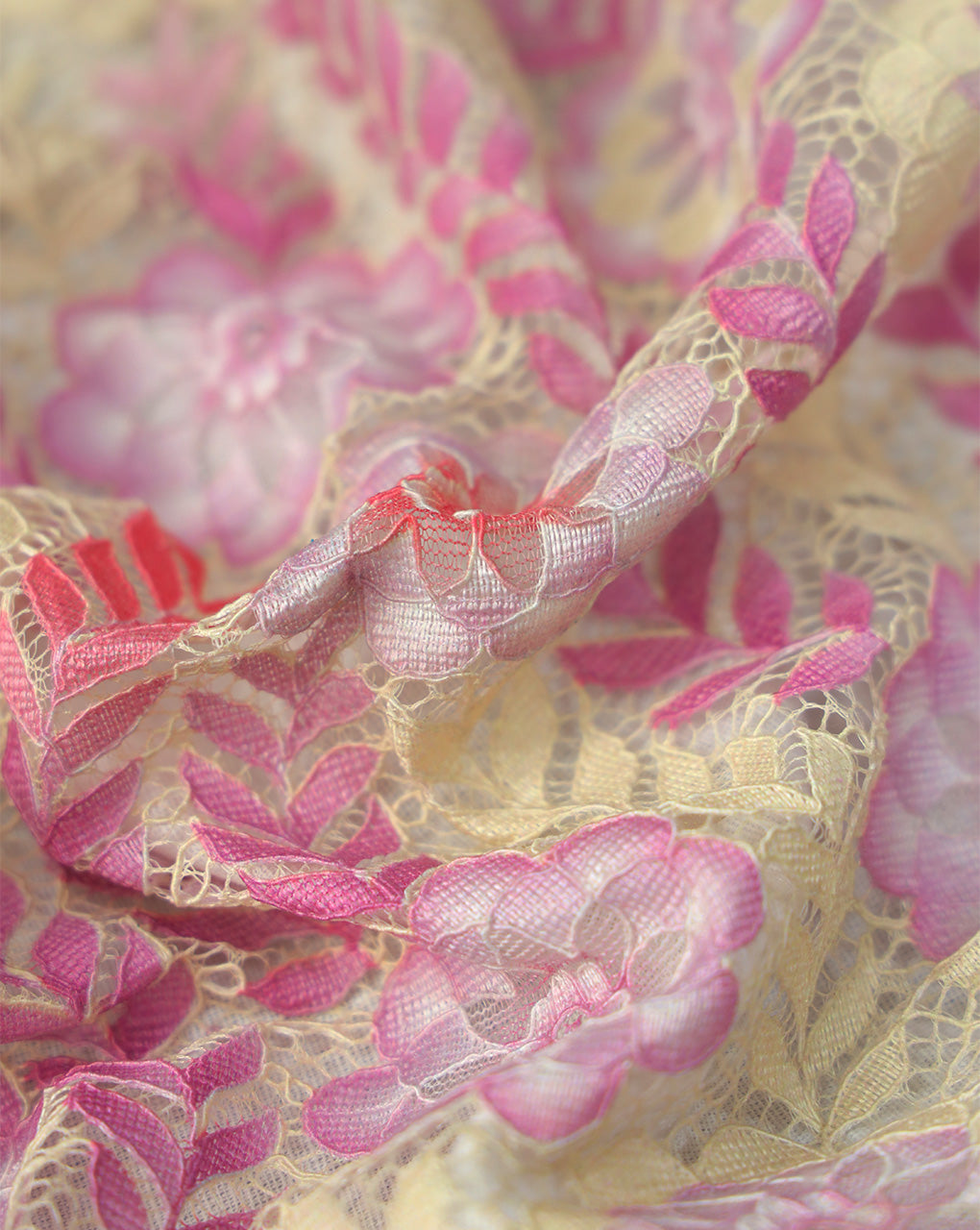 MULTICOLOR FLORAL DESIGN POLYESTER JACQUARD LACE FABRIC