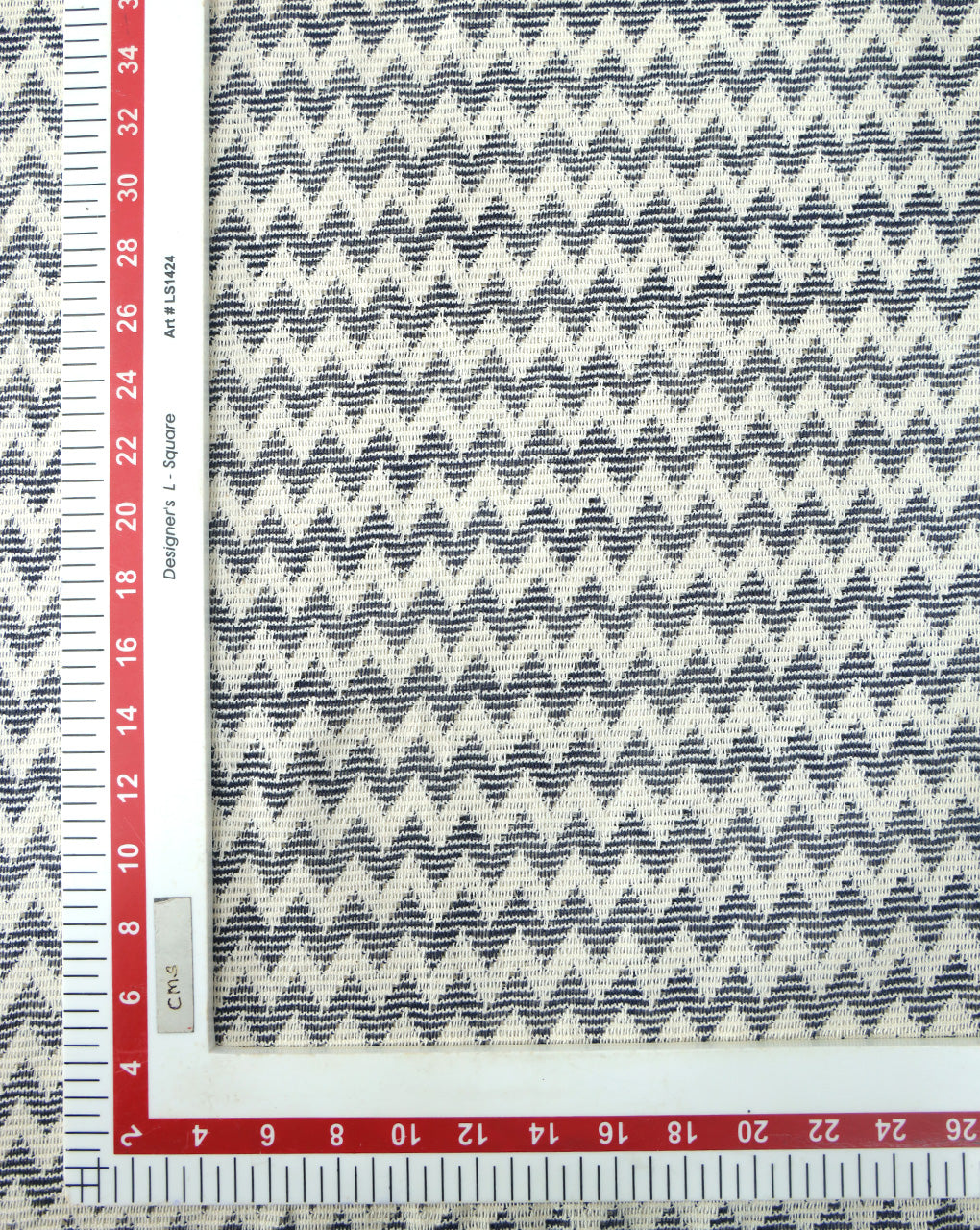 ABSTRACT DESIGN NET FABRIC