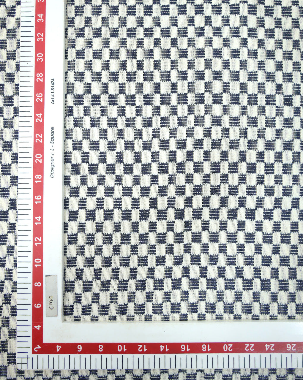 ABSTRACT DESIGN NET FABRIC