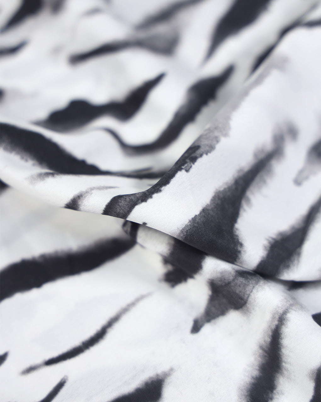 MULTICOLOR DIGITAL PRINTED FABRIC
