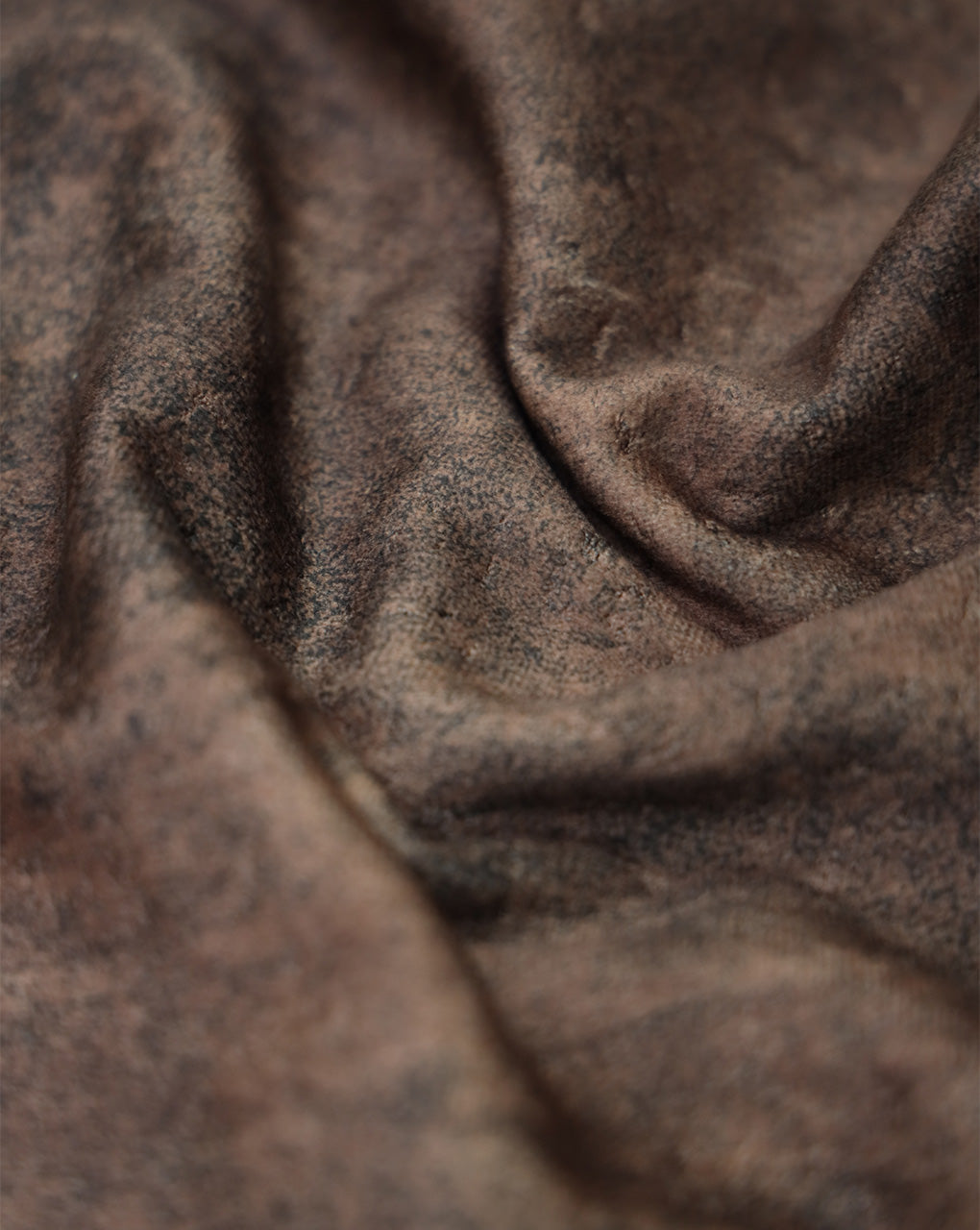 POLYESTER VELVET FABRIC (WIDTH 56 INCHES)