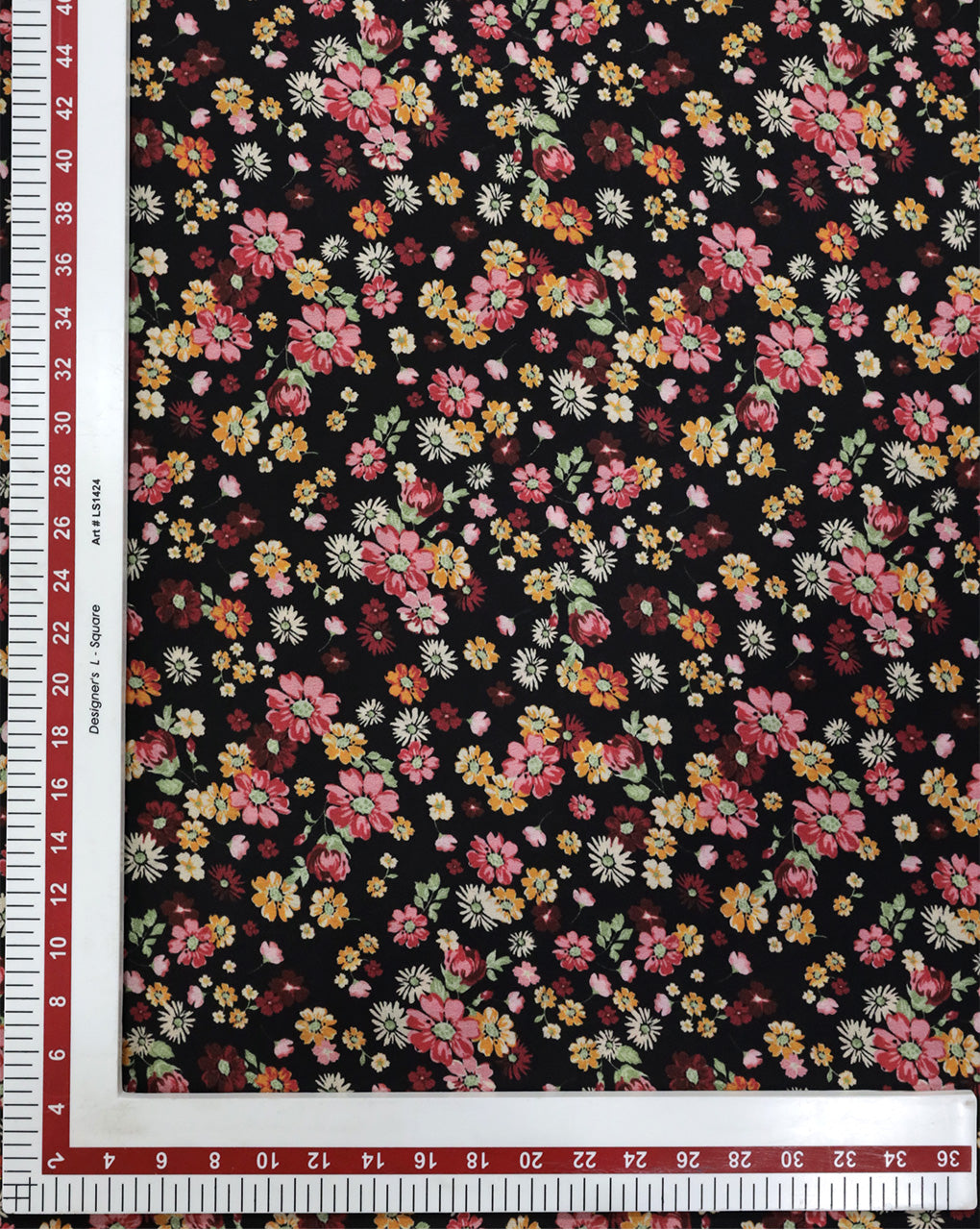 POLYESTER DIGITAL PRINTED FABRIC (WIDTH-56 INCHES)