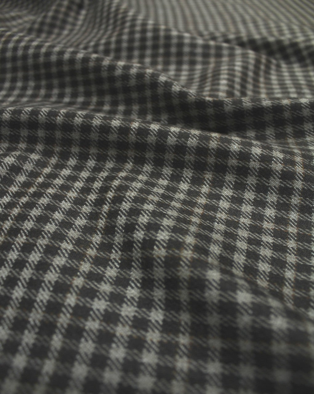 Black And Grey Checks Woolen Tweed Fabric