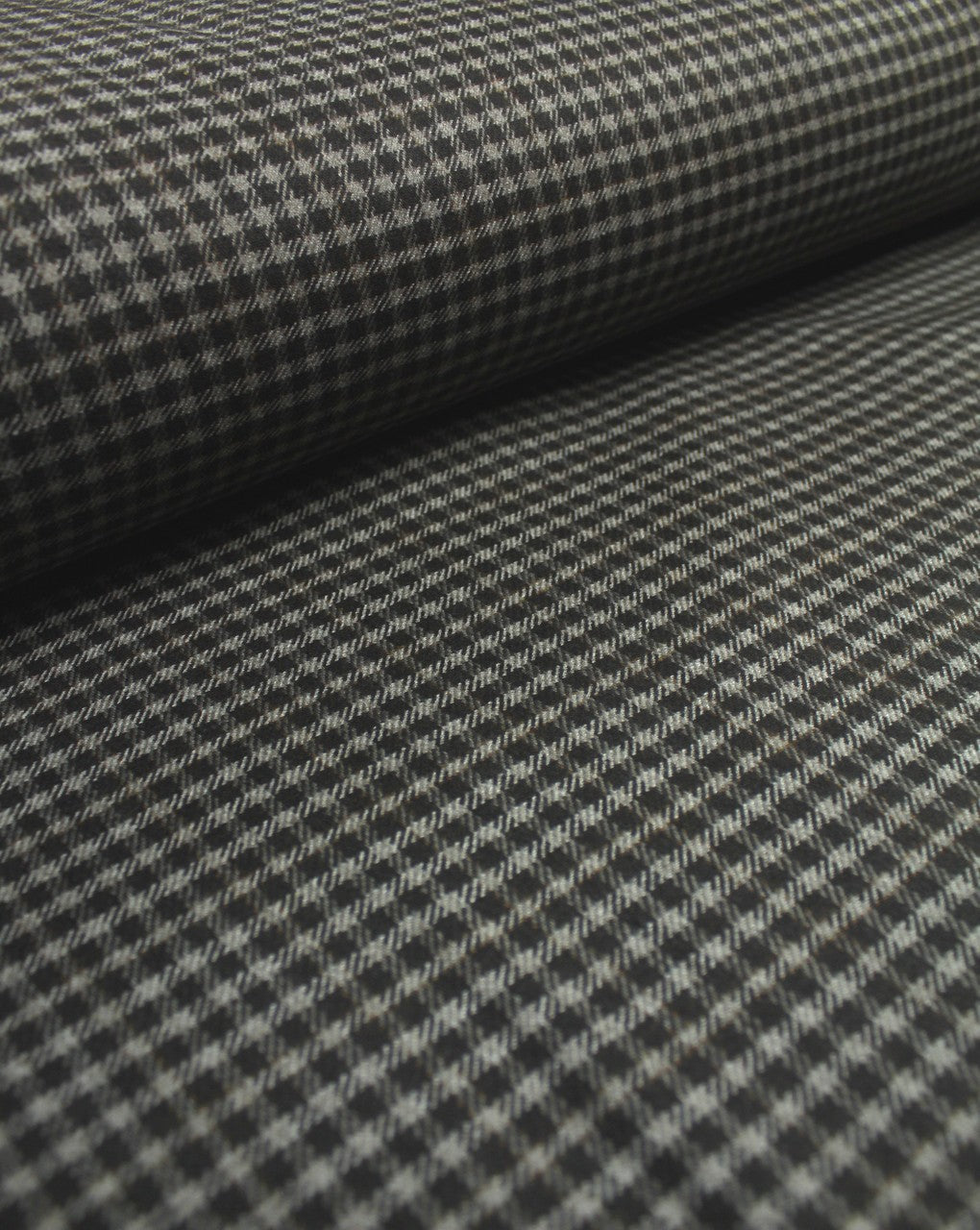 Black And Grey Checks Woolen Tweed Fabric