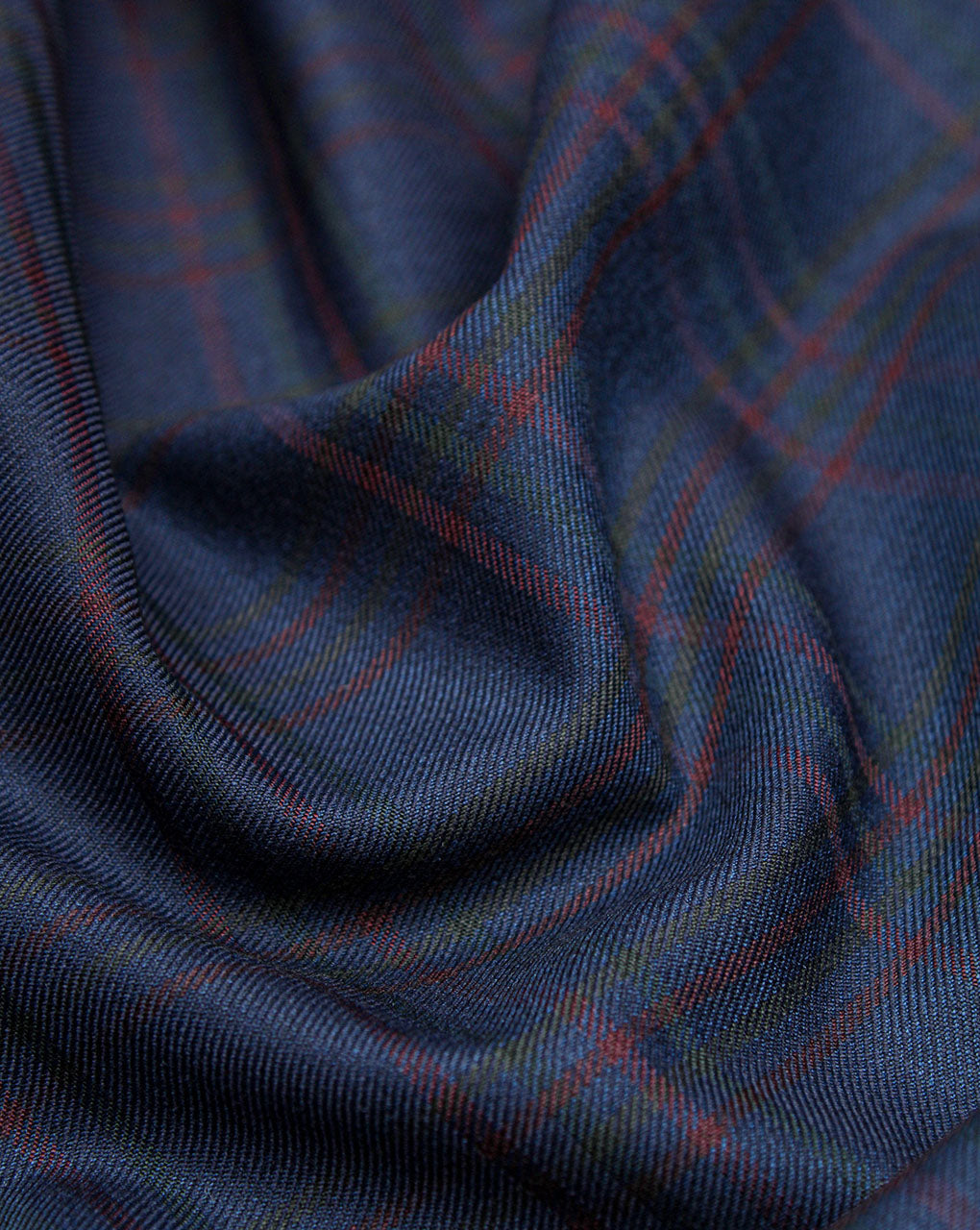 Navy Blue And Red Checks Woolen Suiting Fabric