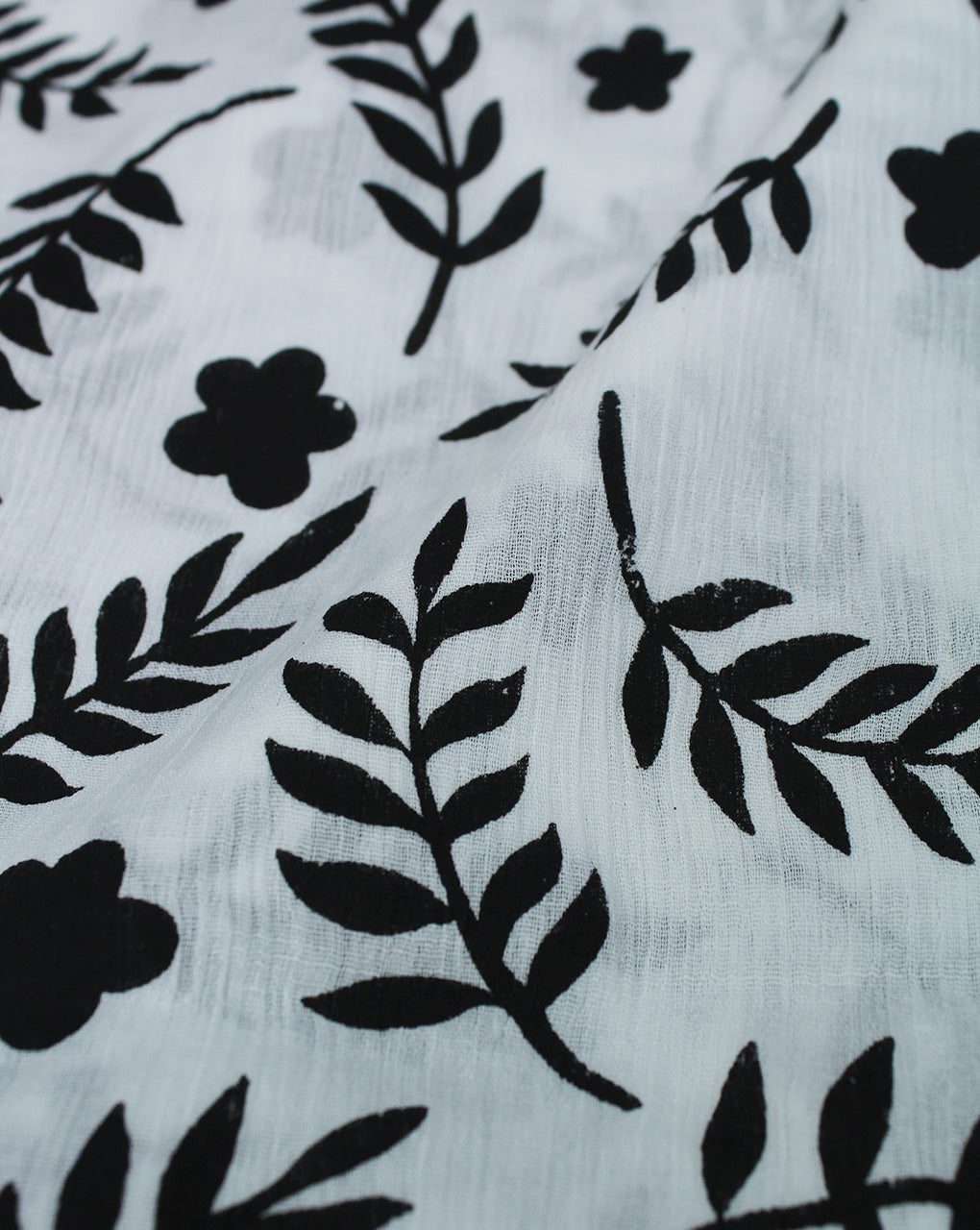 BLACK & WHITE LEAF DESIGN COTTON CREPE PRINTED FABRIC