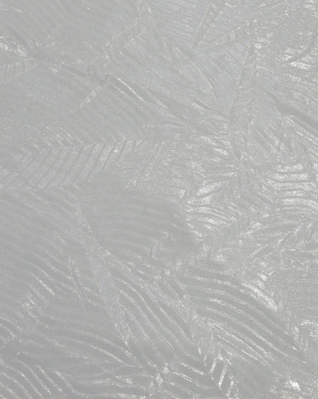 WHITE POLYESTER GEORGETTE FOIL PLEATED FABRIC ( WIDTH 58 INCHES )
