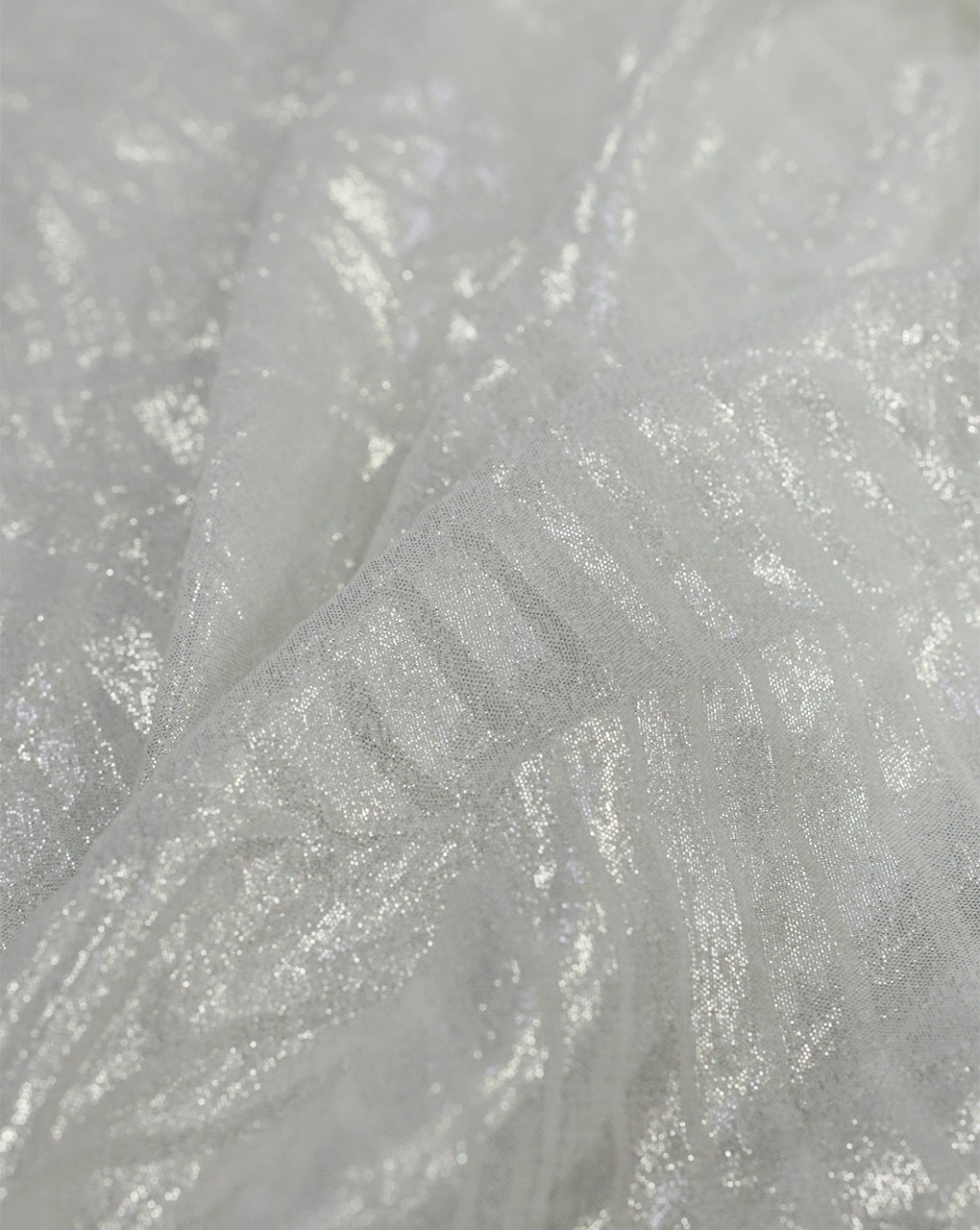 WHITE POLYESTER GEORGETTE FOIL PLEATED FABRIC ( WIDTH 58 INCHES )