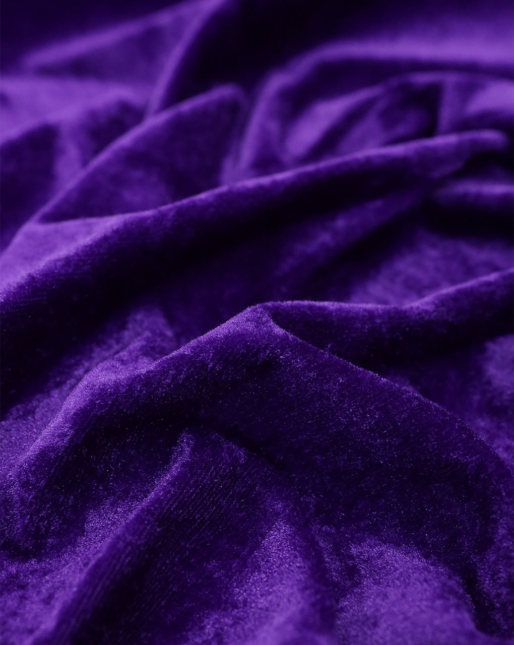 DARK VIOLET PLAIN VELVET LYCRA FABRIC ( WIDTH 58 INCHES )