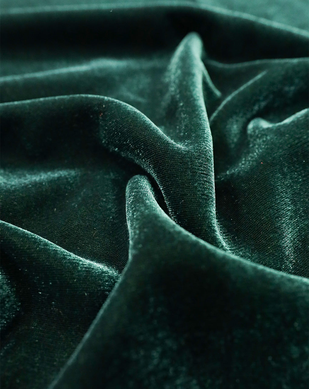 DARK GREEN PLAIN POLYESTER MICRO VELVET FABRIC ( WIDTH 58 INCHES )