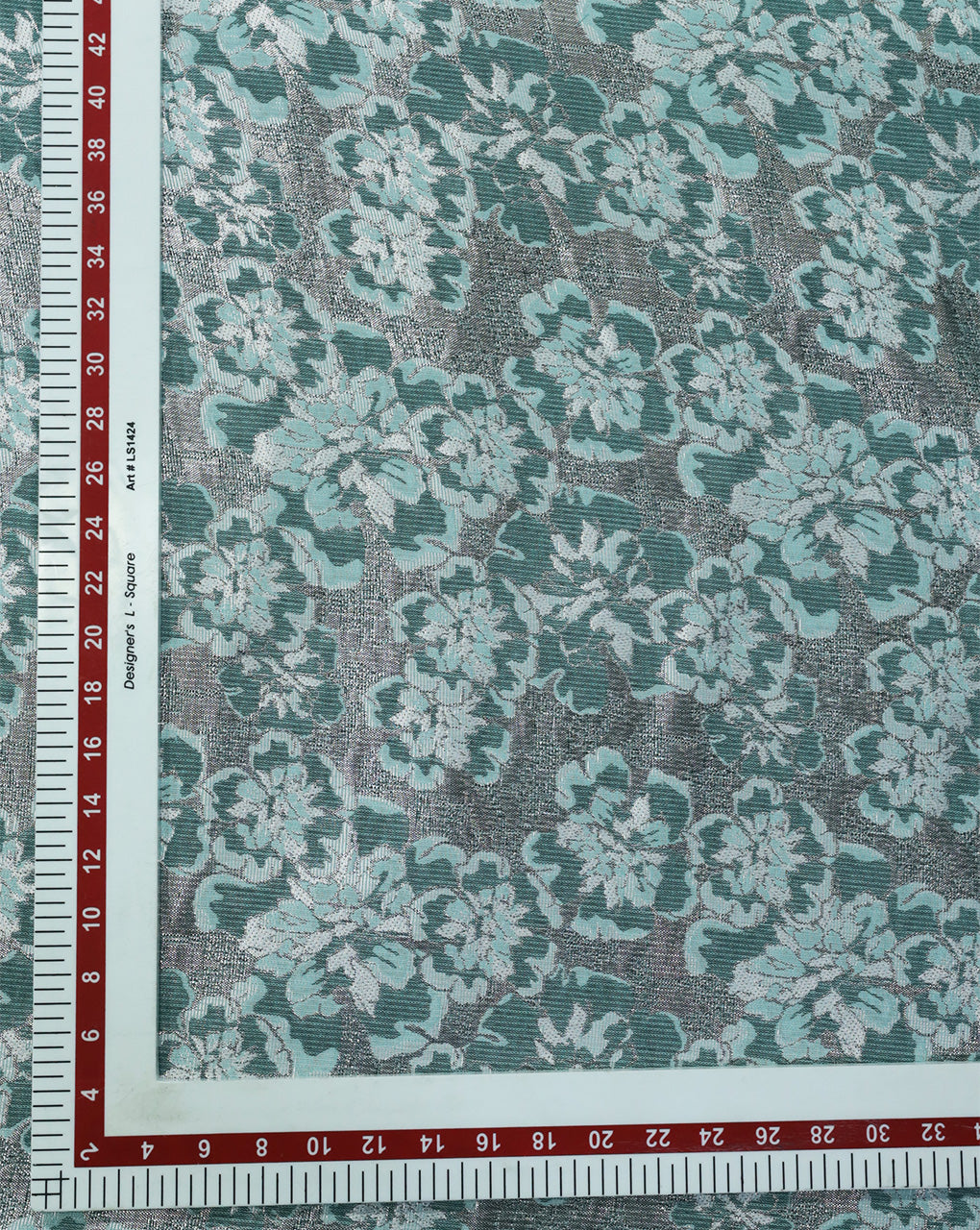 GREEN & MULTICOLOR FLORAL DESIGN POLYESTER JACQUARD FABRIC