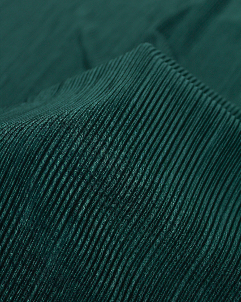 DARK GREEN POLYESTER PLEATED FABRIC