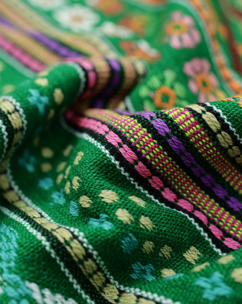 GREEN & MULTICOLOR COTTON ACRYLIC JACQUARD FABRIC